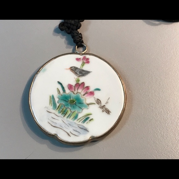Vintage Jewelry - Bisque Japanese painting w/ macrame